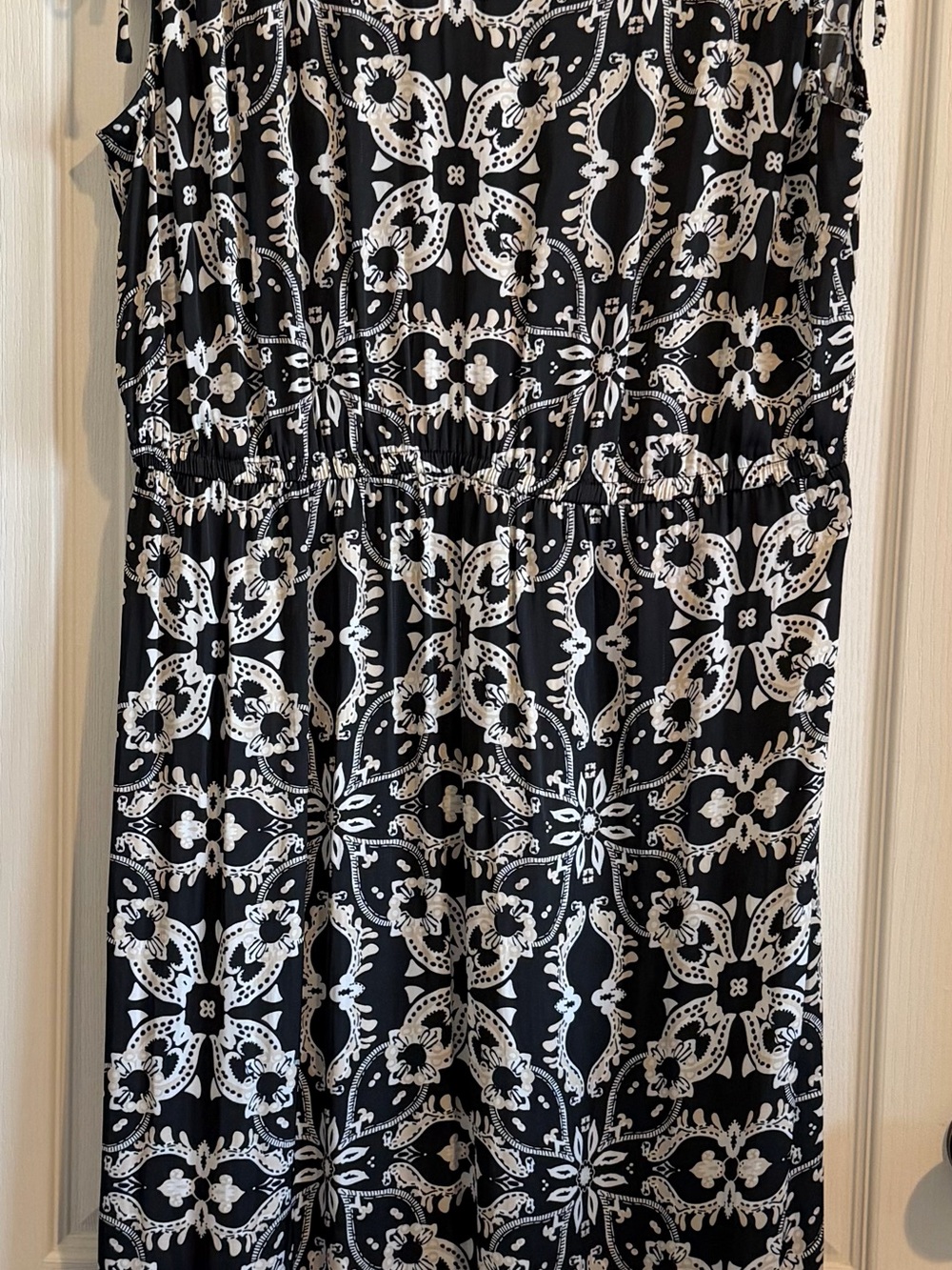LOFT Black and Cream Printed V-Neck Maxi Dress - Picture 2 of 7